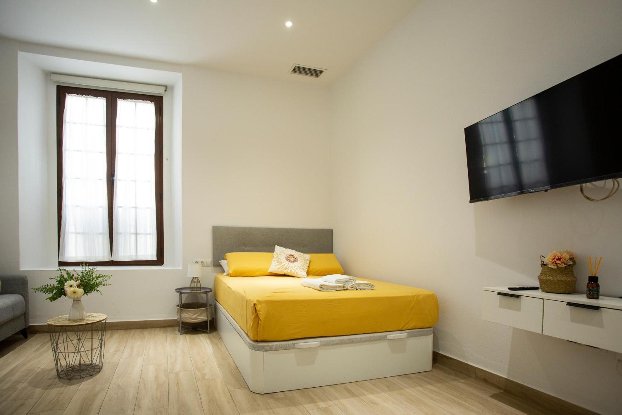 Wish Suite Cervantes Seville Exterior photo